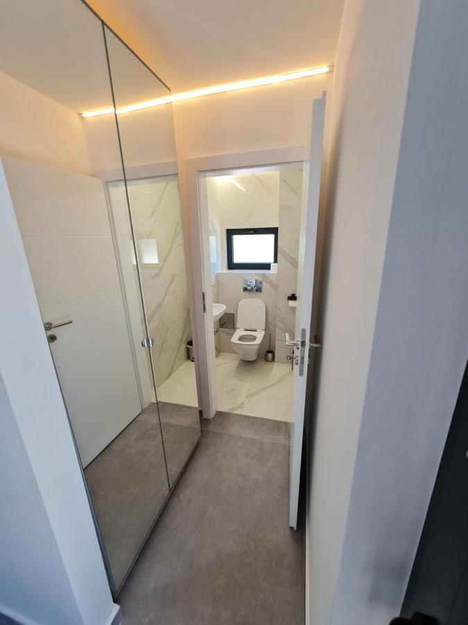 Spa Apartment Vito Vodice Esterno foto
